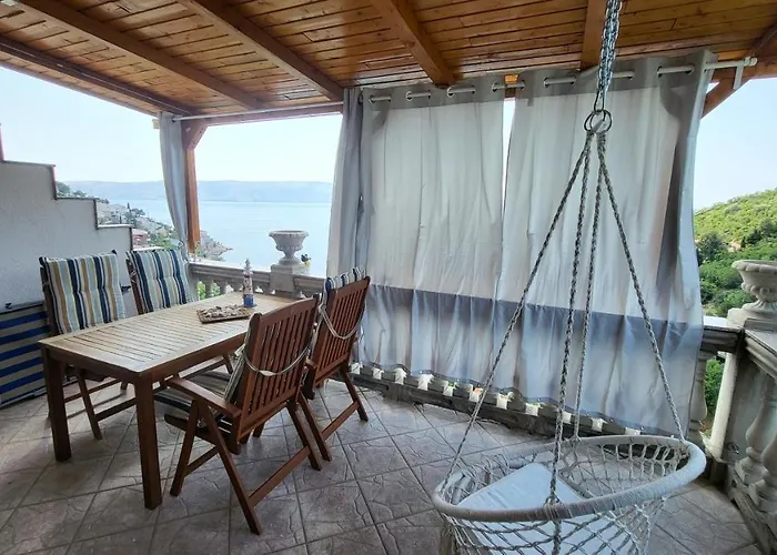 Apartman Biondic Starigrad (Kvarner)